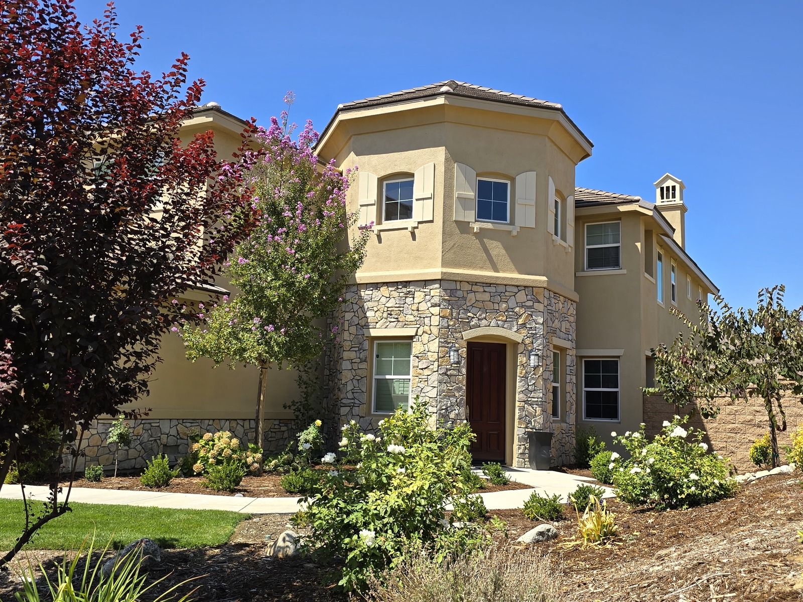 Exterior repaint by Black Horse Painting